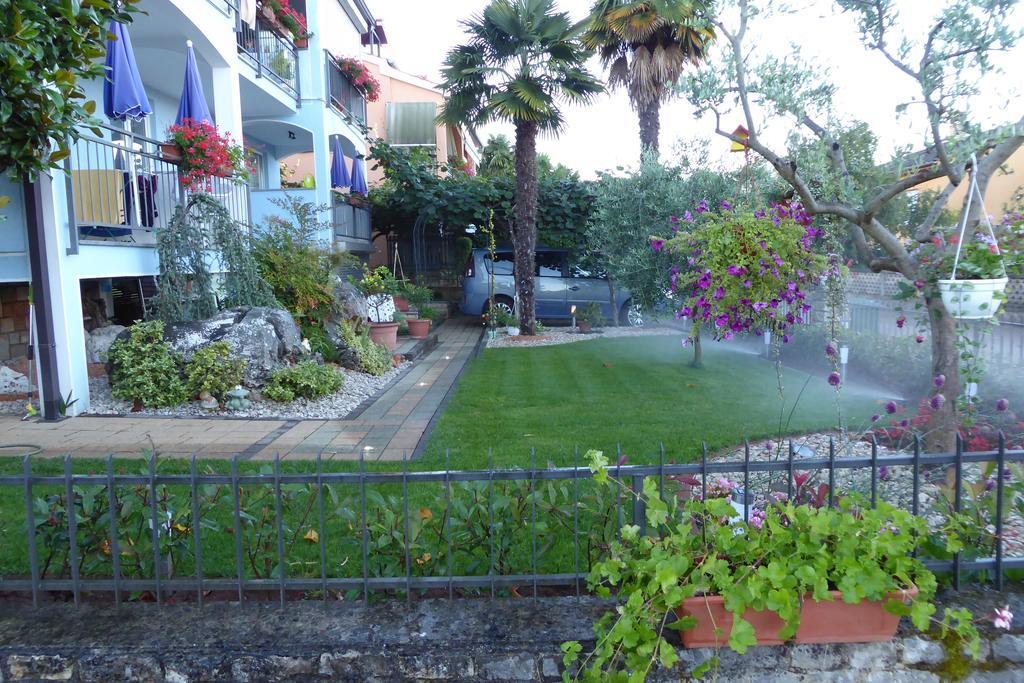 Villa Tina Porec Esterno foto