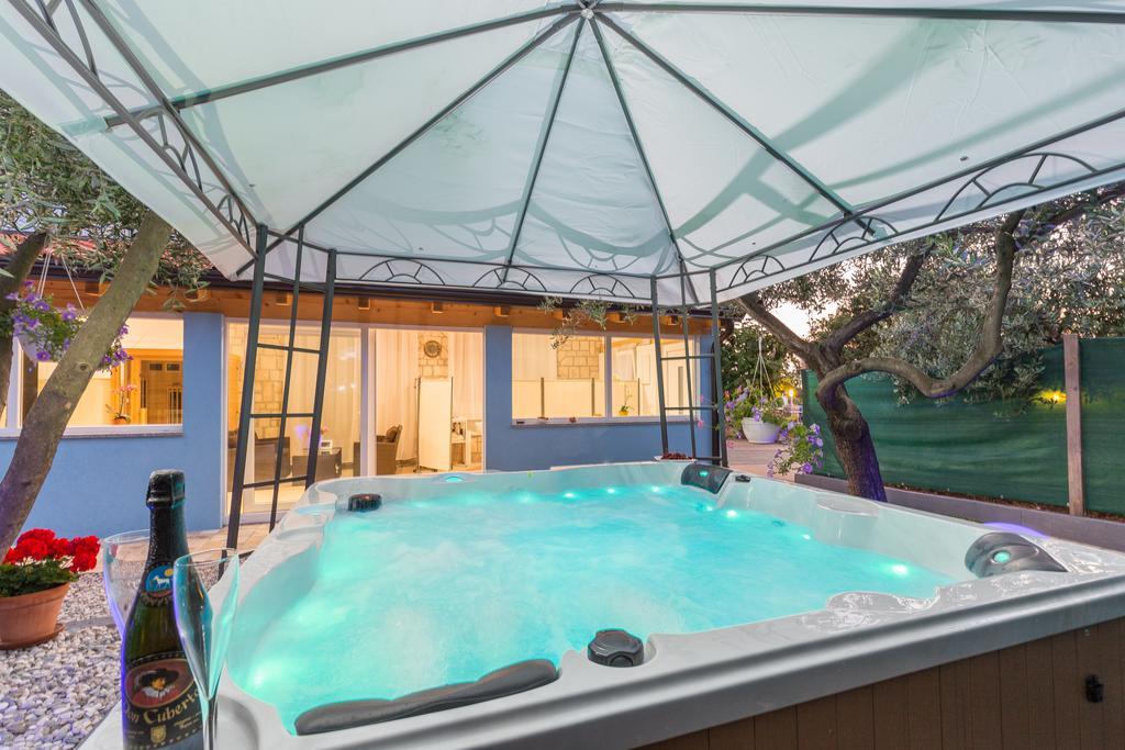 Villa Tina Porec Esterno foto